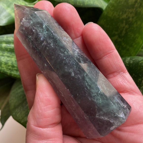 Beautiful 119g Natural Rainbow Fluorite Crystal Healing Tower - Picture 4 of 4